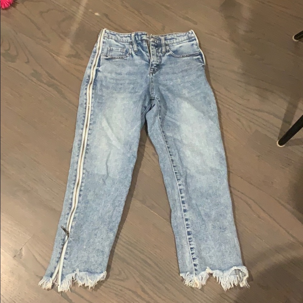 zippered jeans